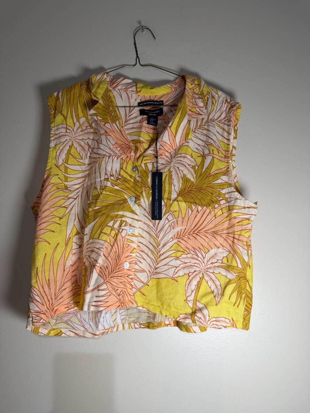Tahari Yellow, Peach & White Tropical Print Sleeveless Button Top linen